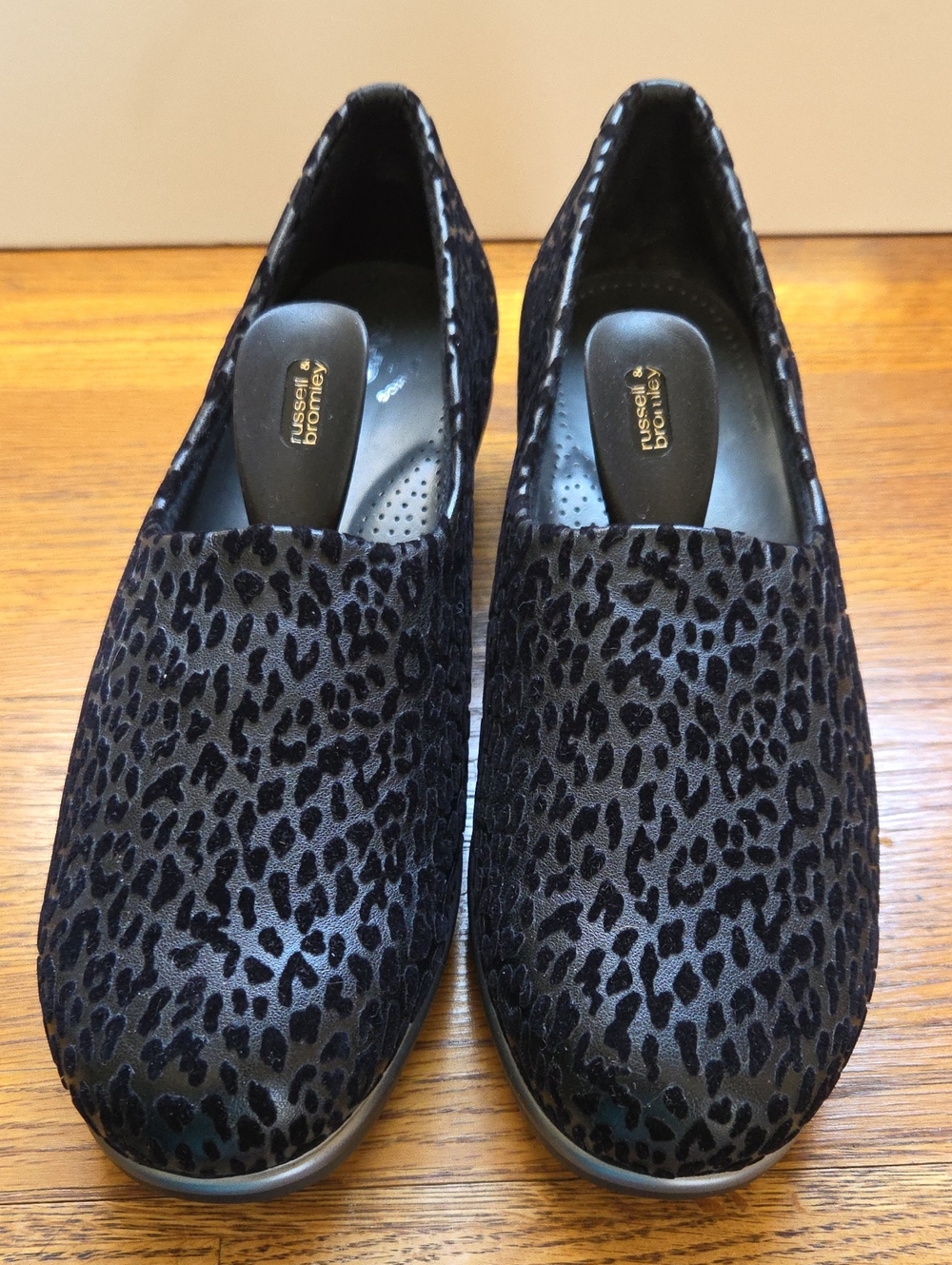SAS Black Leopard-Print Slip-On Loafers 8.5M